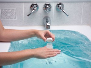 waterbob-emergency-bathtub-drinking-water-storage-5