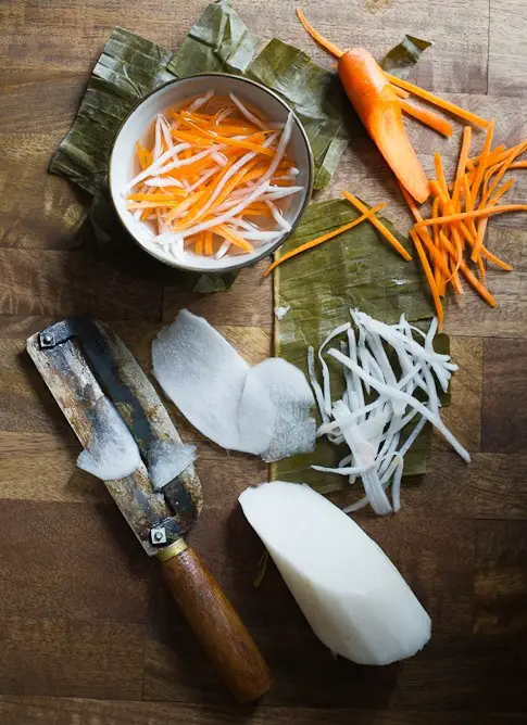 Vietnamese Pickles Carrots & Daikon Radish