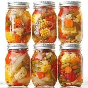 Garlicky Pickled Mixed Veggies
