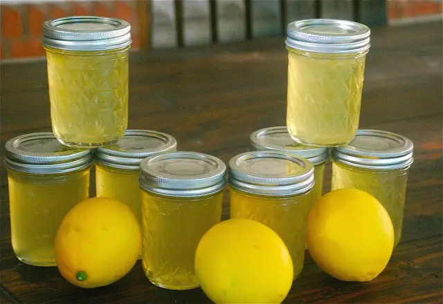 Lemon Jelly with a Hint of Vanilla Canning Recipe