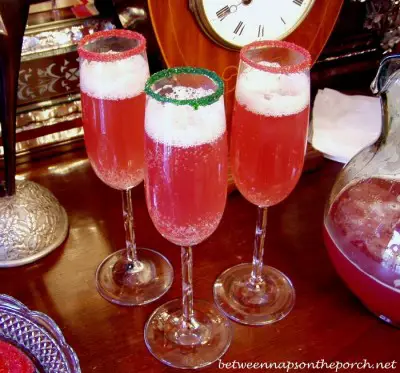 Christmasy Champagne Punch Recipe