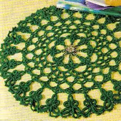 Crochet A Shamrock Doily With Beaded Center, Free Pattern
