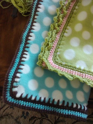 Crochet An Edging Onto Fleece To Make A Really Nice Blanket