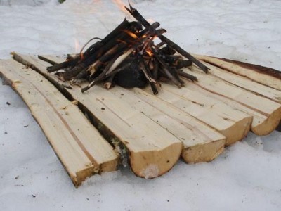 How to Build a Campfire On Snow