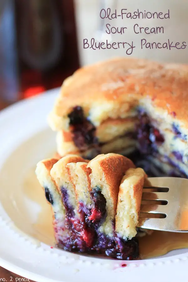 Old Fashioned Sour Cream Blueberry Pancakes Recipe