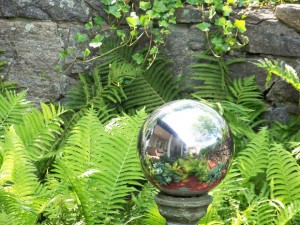 DIY Inexpensive Garden Gazing Balls