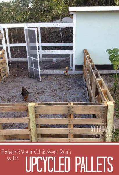 Build a Wood Pallet Homesteading Chicken Coop Run Project