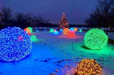 DIY Illuminated Yard Balls