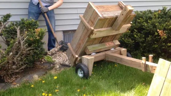 Build a Wooden Wheelbarrow Dump Cart DIY Project