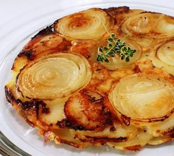 Cheesy Onion and Potato Bake