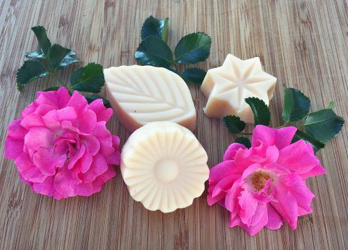 homemade-rose-scented-lotion-bars