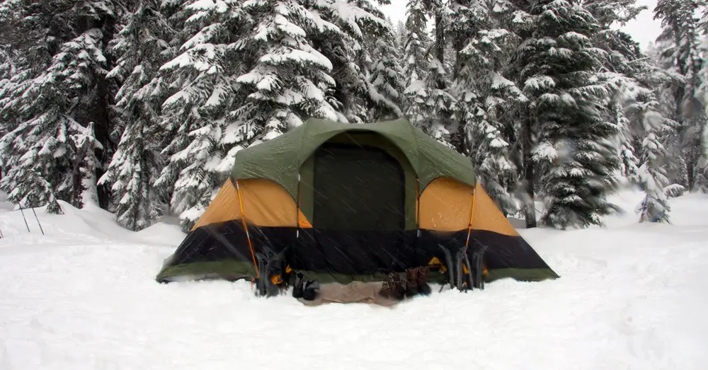 Tips for Surviving While Camping In Winter