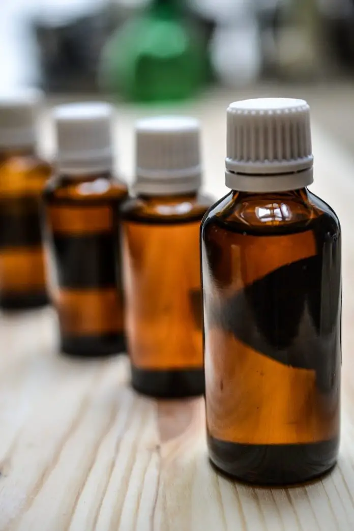 Essential Oils to Have in Your First Aid Kit and Why