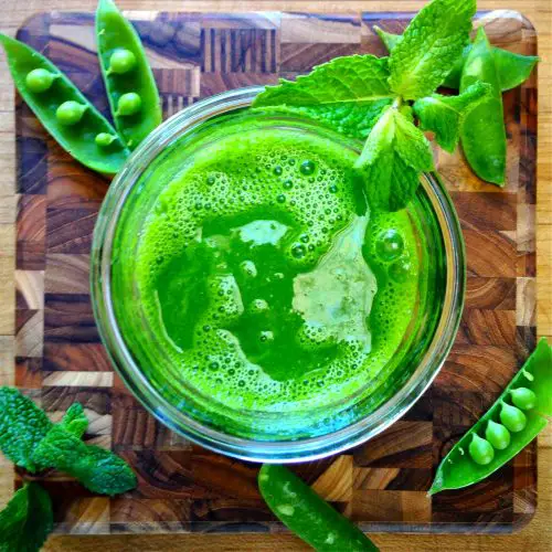 Delicious Super Booster Green Juice Recipe
