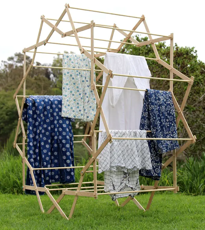Ditch the Clothesline for a DIY Expanding Star Drying Rack