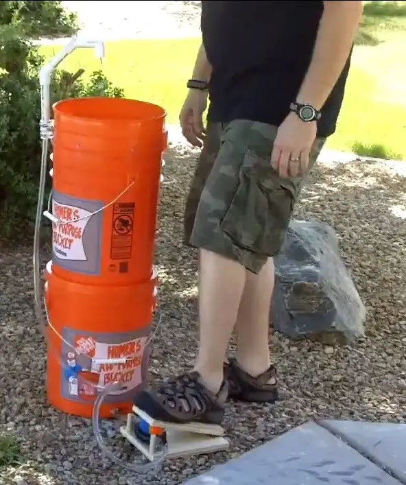 Build Your Own 5 Gallon Bucket Outdoor Sink