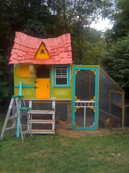 Chickens Fairy Tale Vertical Coop and Run Tour