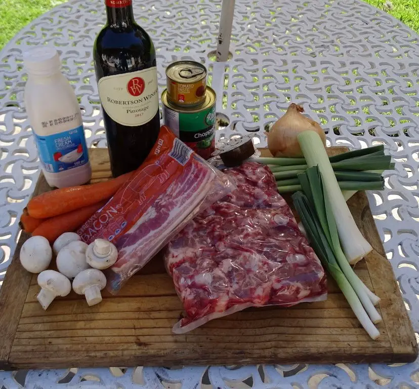 Cook Authentic Rustic Oxtail Potjie Recipe