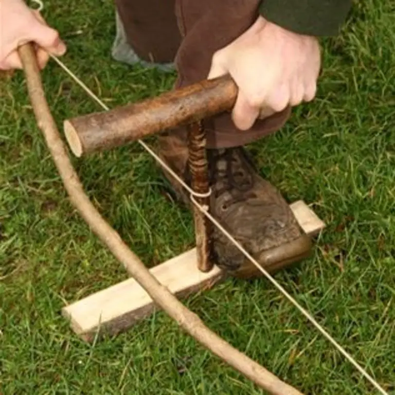 Bow Drill Primitive Fire Starting Skills Method - The Homestead Survival